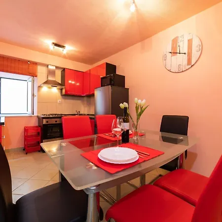 Seafront With Furnished Sun Terrace, Close To The - Four Bedroom * Kastela