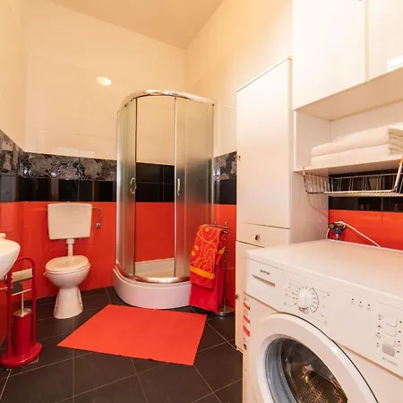 Seafront With Furnished Sun Terrace, Close To The - Four Bedroom Kastela